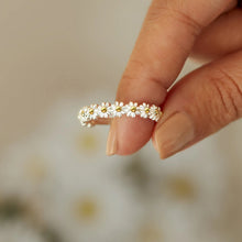 Load image into Gallery viewer, Flower Shape 925 Sterling Silver Ring