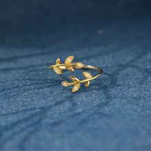 Load image into Gallery viewer, 925 Sterling Silver Zircon Leaf Shape Ring