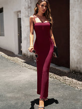 Load image into Gallery viewer, Spaghetti Strap Bodyline Maxi Dress
