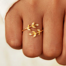 Load image into Gallery viewer, 925 Sterling Silver Zircon Leaf Shape Ring
